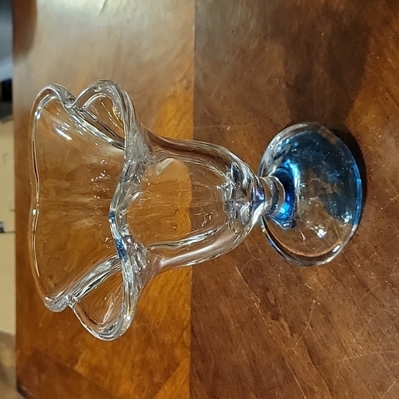 1 Vtg Sundae Icecream Dish Blue Heavy Pressed Glass Pedestal Footed 4 Petals - Picture 4 of 5